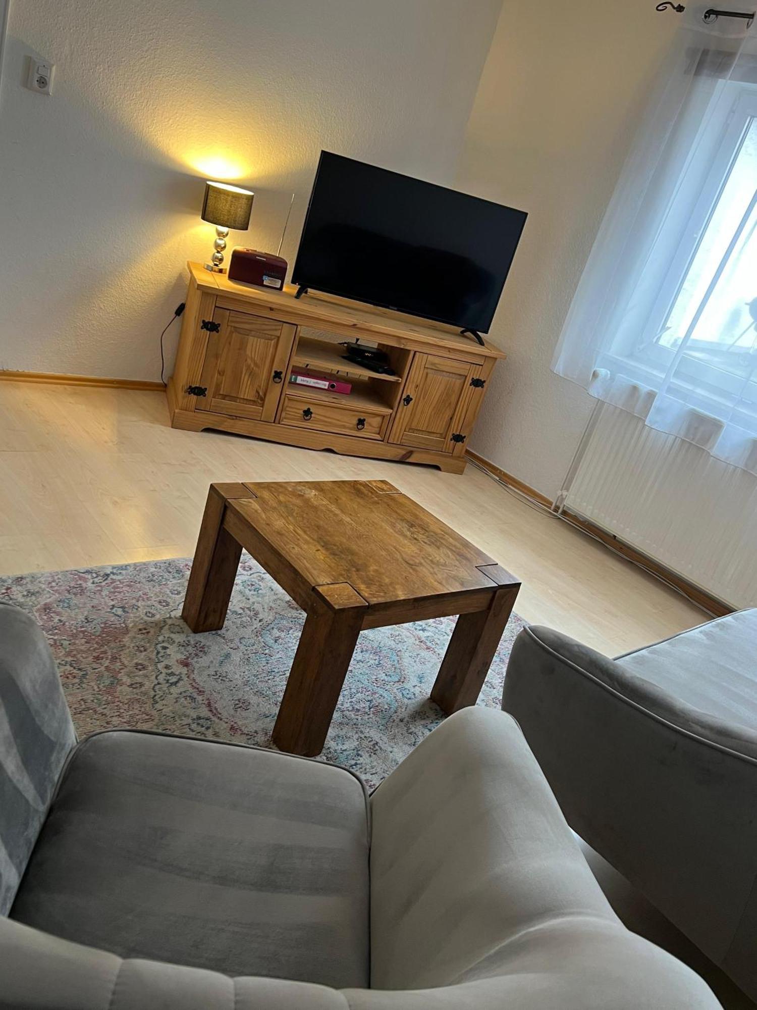 Apartment 5 Loehr *